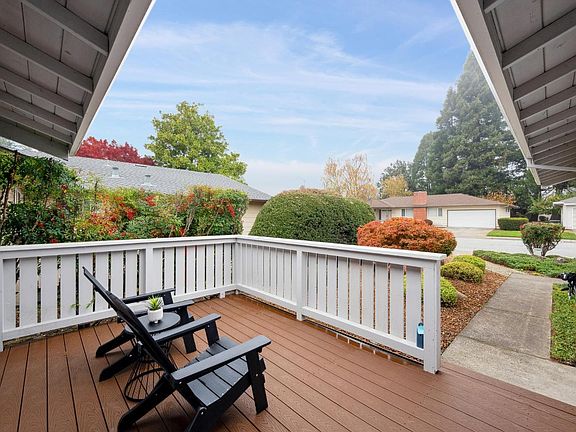 2nd image of 6550 Meadowridge Drive