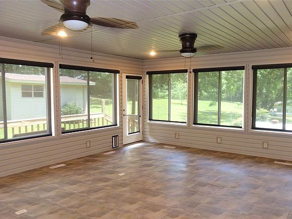 2nd image of 139 Rock Hill Dr