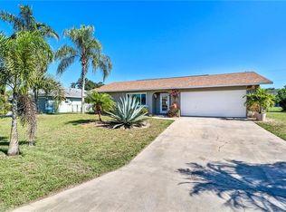 1720 NE 1st St, Cape Coral, FL 33909