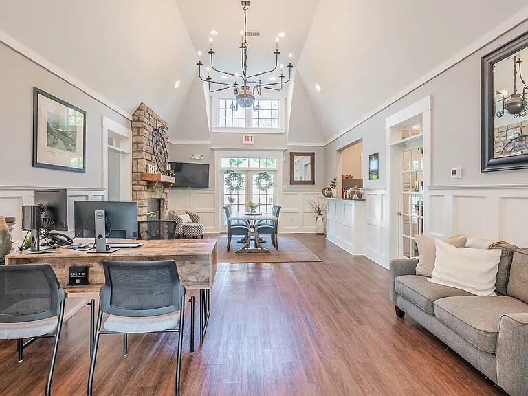 The Preserve at Beckett Ridge Apartments and Townhomes — Photo 11