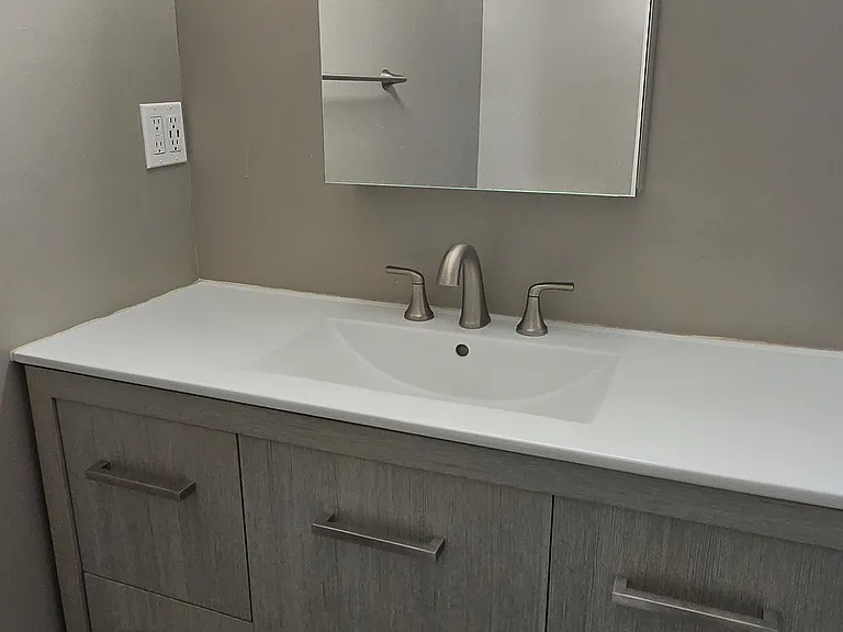Primary bath.