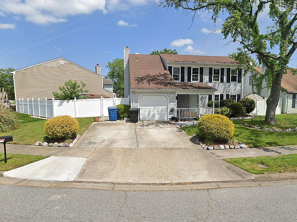 1st image of 912 Daniel Maloney Dr