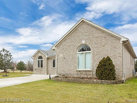 2nd image of 40497 Riverbend Dr