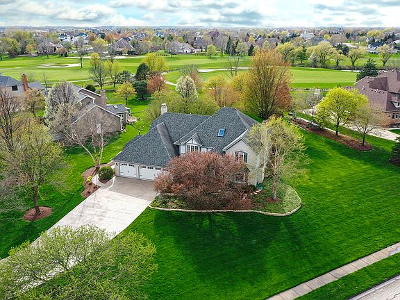 5th image of 24332 Turnberry Ct