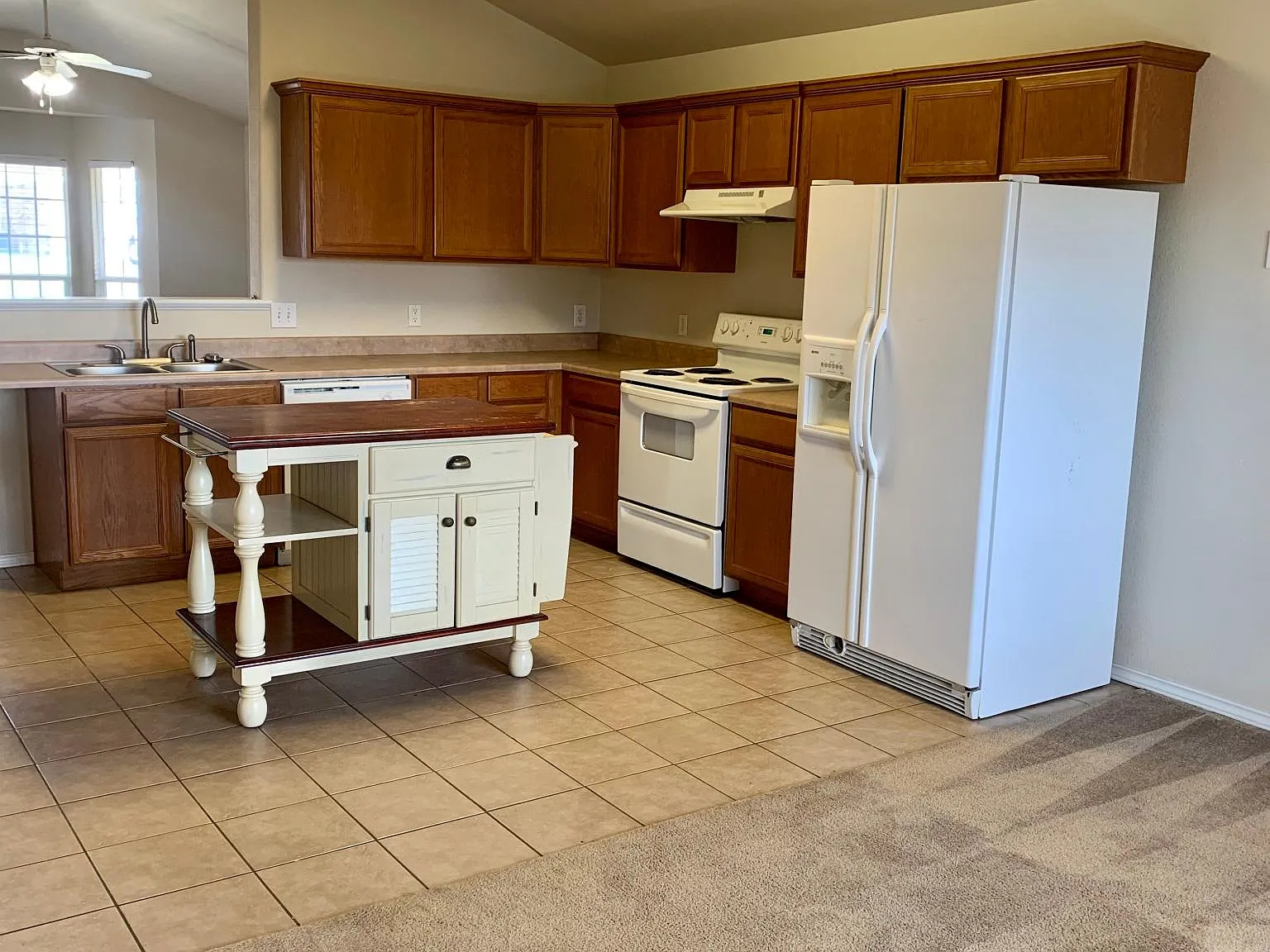 3 bed, 1547 sqft, $1,600 — Photo 4