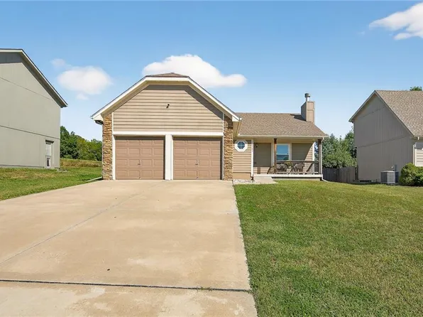 8404 NE 116th St, Kansas City, MO 64157