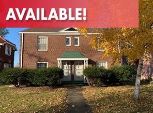 1848 E State St, Rockford, IL 61104