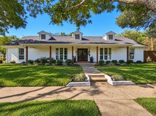 301 N Preston St, Ennis, TX 75119