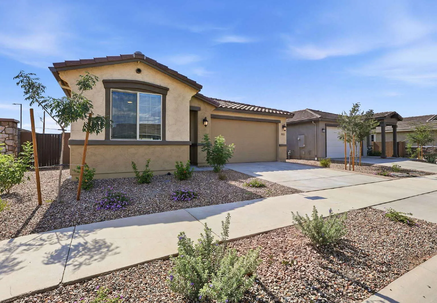 4 bed, 3.0 bath, 2164 sqft, $2,650 — Photo 3