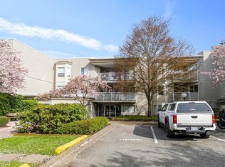 9948 151st St #102, Surrey, BC