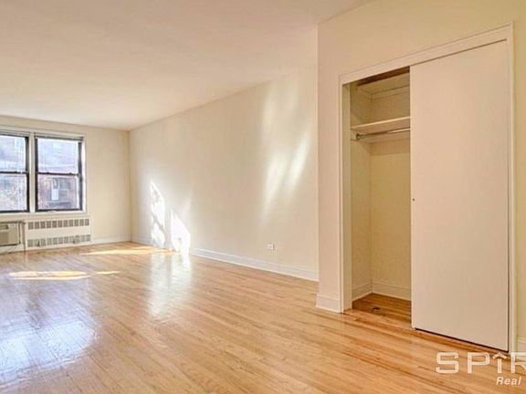 4th image of 136 E 56th St APT 6J