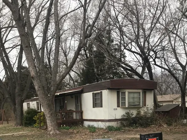 5841 N Seneca St, Wichita, KS 67204