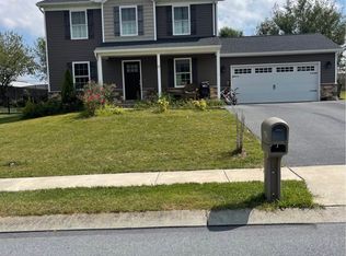 (Undisclosed Address), Fredericksburg, PA 17026