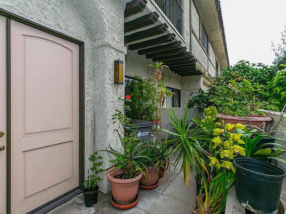 5th image of 500 Ivy St APT 2