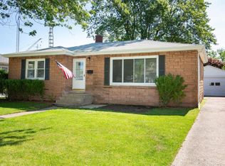 (Undisclosed Address), Saint Joseph, MI 49085