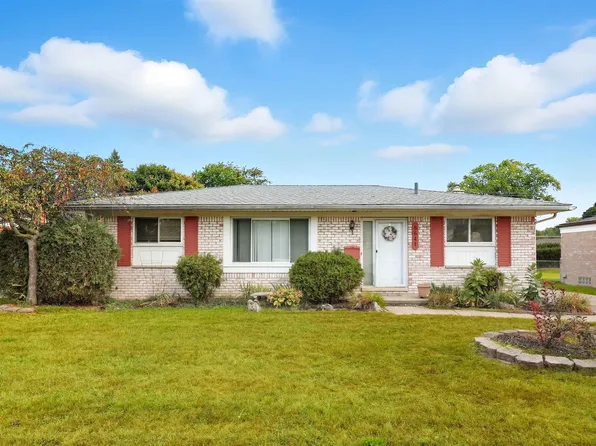 8641 Alwardt Dr, Sterling Heights, MI 48313