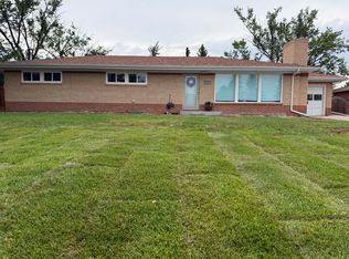 800 Ridgeland St, Cheyenne, WY 82009
