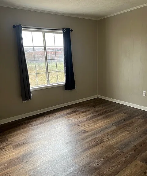 600 E Georgetown St #8 — Photo 3