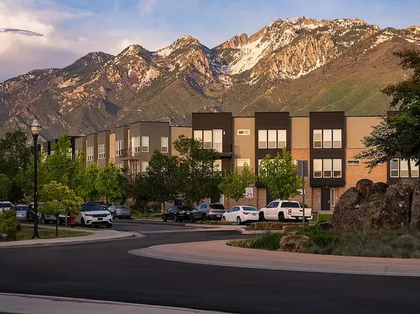 12253 S Santa Clara St Unit 3702, Draper, UT 84020