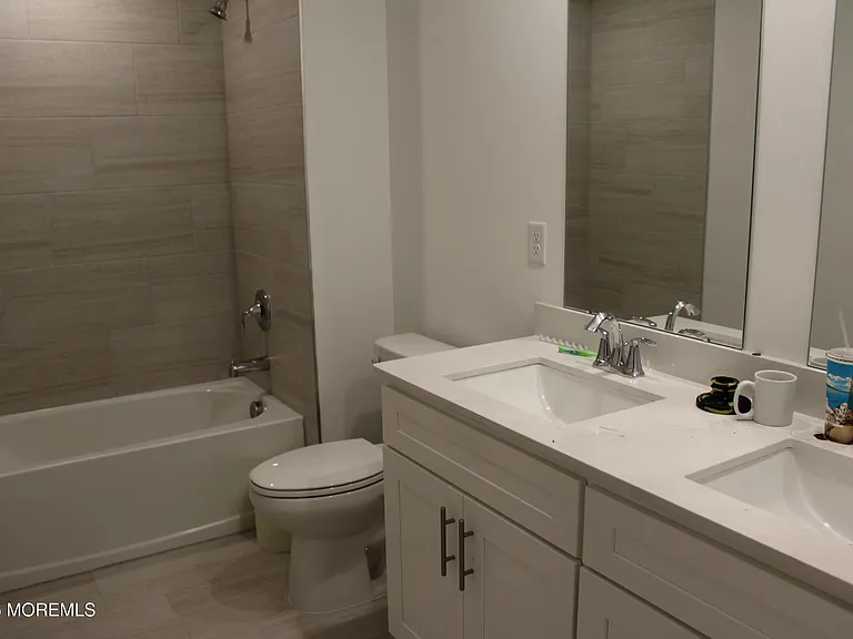 139 Woolley Ct — Photo 14
