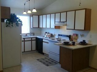 3216 Midvale Dr #15, Janesville, WI 53546