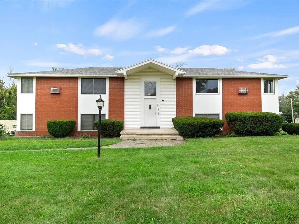 Burke Crest Apartments
