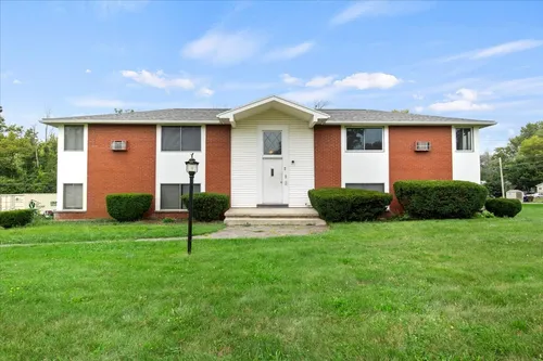 Burke Crest Apartments Photo 1