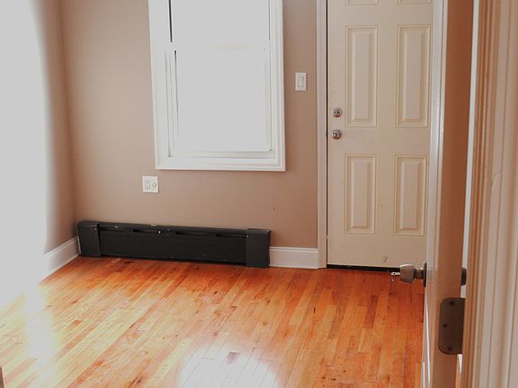 5th image of 14106 123rd Ave
