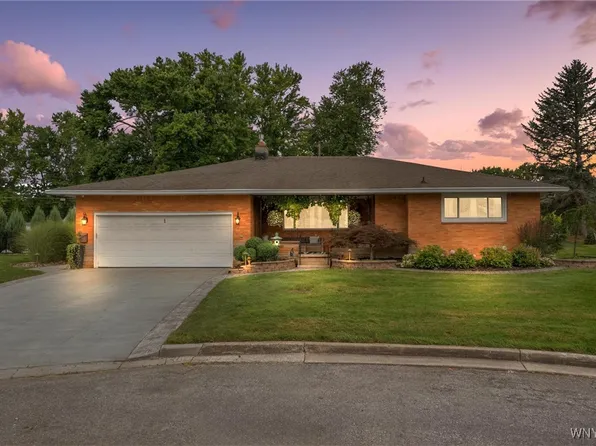 1 Frank Ct, Buffalo, NY 14224