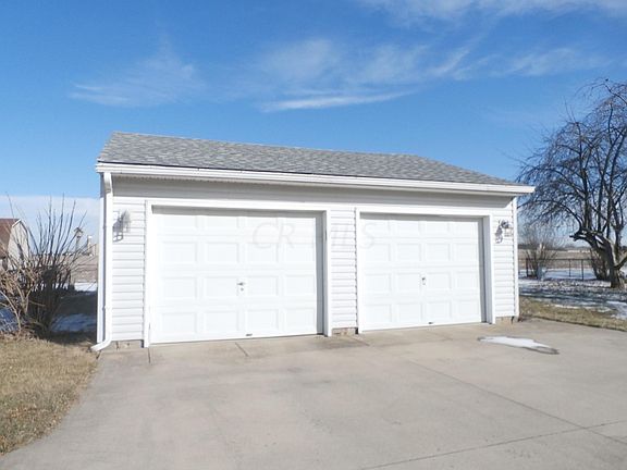 2nd image of 328 Woodsview Dr