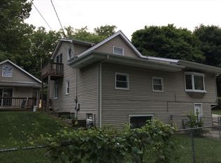 N1475 Morning Glory Ln, Genoa City, WI 53128