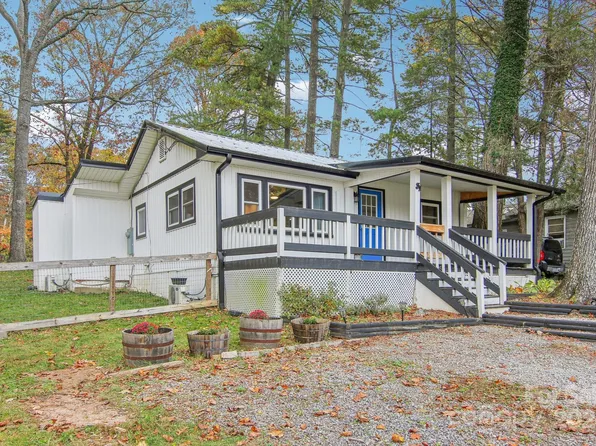 31 Blake Dr, Arden, NC 28704