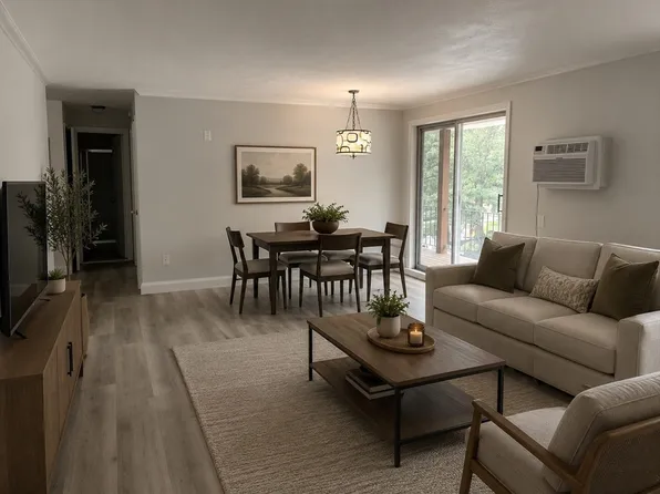 273 Boston Post Rd E APT 12, Marlborough, MA 01752