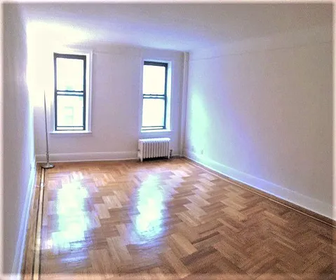 Rented by Living Dream Realty | media 8