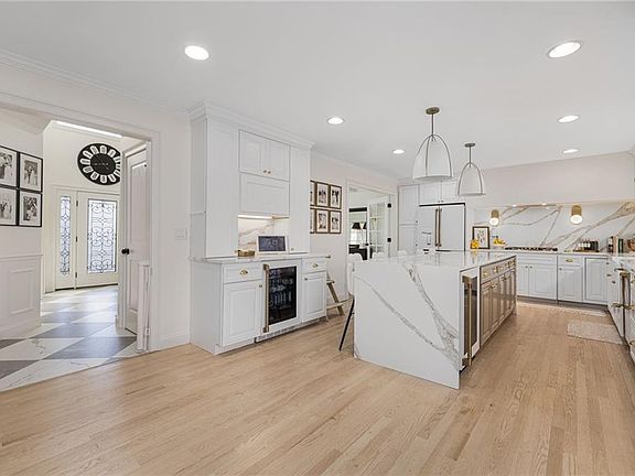 5th image of 14 Sables Way