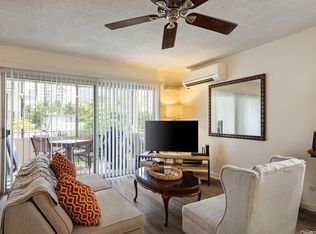 411 Kaiolu Inc, Honolulu, HI 96815