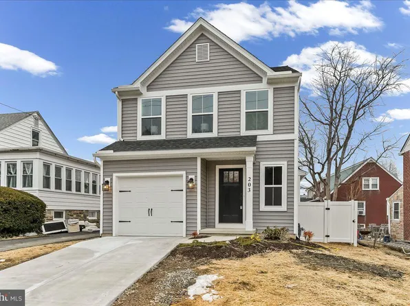 203 Chestnut Pkwy, Wallingford, PA 19086