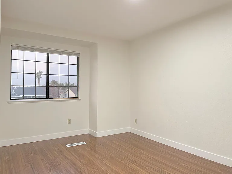 2910 Stevens Ln — Photo 14