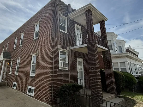 5223 Jackson St #2F, Philadelphia, PA 19124