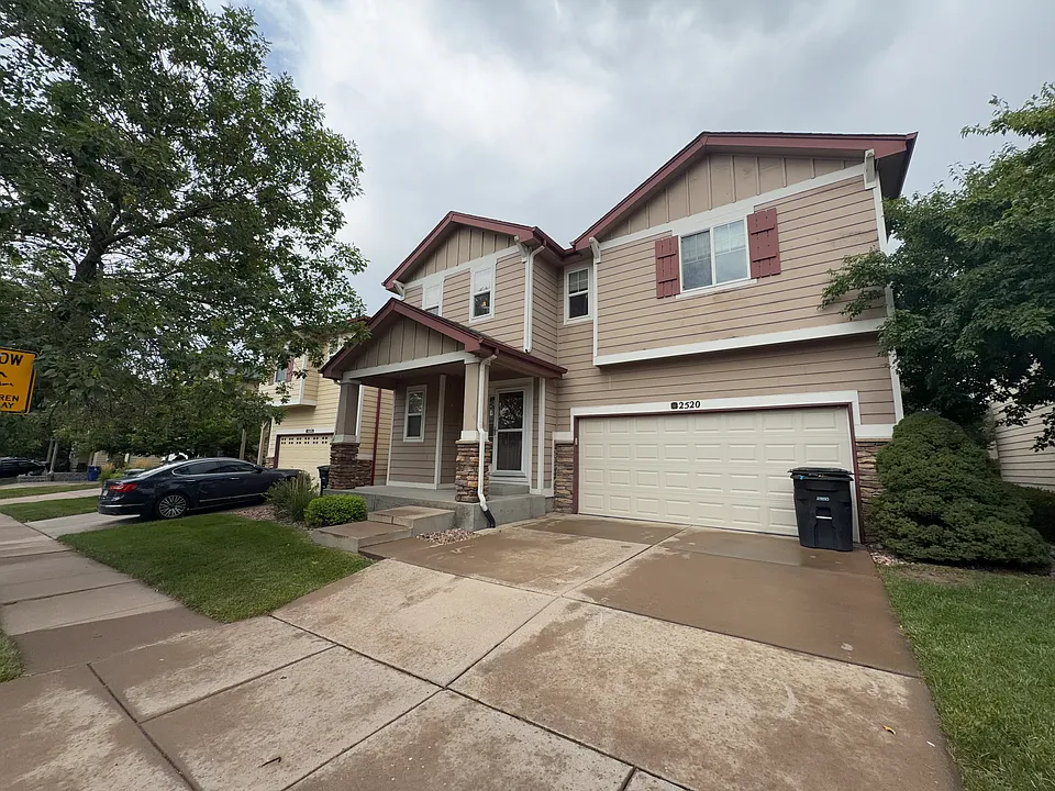 2520 Sierra Springs Dr