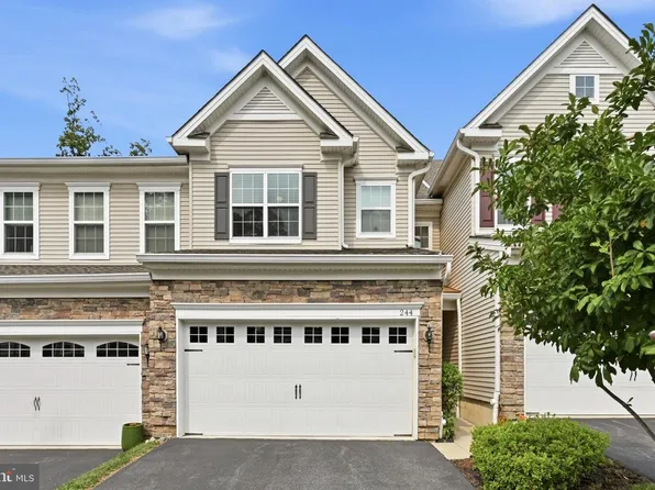 244 Clermont Dr, Newtown Square, PA 19073