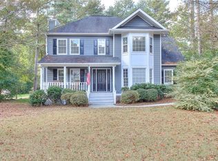 2350 Roxboro Dr, Snellville, GA