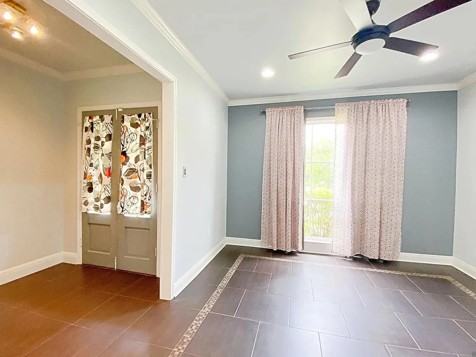 4 bed, 2309 sqft, $2,700 — Photo 3