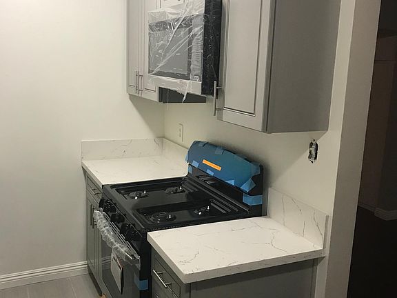 3rd image of 303 N Almansor St #3tfe7fcnv