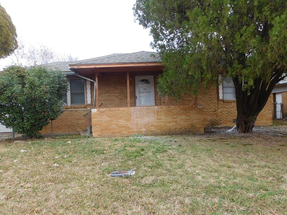 1st image of 2207 NW 22nd St