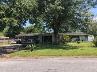 2210 Glendale St, Pascagoula, MS 39567