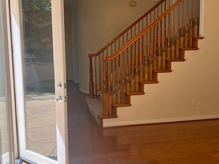 477 Hawk Canyon Ct — Photo 22