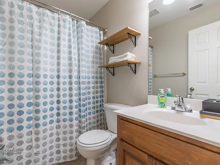 6670 Picadilly St — Photo 22
