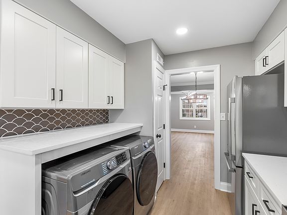 3rd image of 5812 Hunting Ridge Ln