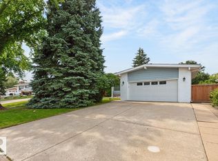 6 Merryvale Cres, Strathcona County, AB T8A 0N3